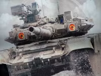 [ẢNH] Sức mạnh từ 'chiến tăng' T-90S Việt Nam vừa xuất hiện