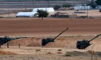 [ẢNH] Syria tiếp tục nã pháo dữ dội vào quân đội Thổ Nhĩ Kỳ
