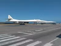 [ẢNH] Tu-160 Nga sẽ bị Mỹ hạ trong chớp mắt nếu triển khai tại Venezuela?