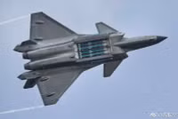 [ẢNH] Su-30MKI Ấn Độ gặp nguy khi JF-17 Pakistan đã có tên lửa tầm siêu xa PL-15