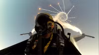 [ẢNH] Tiêm kích F-16 của không quân Pakistan lao xuống đất vỡ vụn