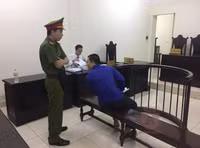 Đối tượng dâm ô trẻ em Cao Mạnh Hùng trước vành móng ngựa
