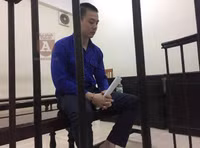 Đối tượng dâm ô trẻ em Cao Mạnh Hùng trước vành móng ngựa