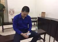 Đối tượng dâm ô trẻ em Cao Mạnh Hùng trước vành móng ngựa