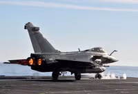 [ẢNH] Rafale Ấn Độ đối đầu F-16 Pakistan, thư hùng giữa hai tiêm kích phương Tây bắt đầu?