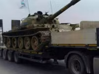 [ẢNH] Xe tăng Syria tiến vào Idlib sau thắng lợi bước ngoặt ở Hama