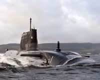 [ẢNH] Nếu Nga không chặn tàu ngầm hạt nhân Anh chất đầy Tomahawk, Syria sẽ thảm khốc hơn nhiều?