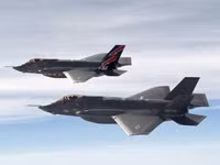 [ẢNH] Mỹ sẽ vây kín Trung Quốc bằng 200 tiêm kích tàng hình F-35 Lightning II