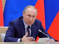 [ẢNH] Tổng thống Putin được bảo vệ đặc biệt 24/24 giờ trước dịch Covid-19