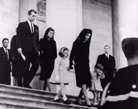 [ẢNH] Những bức ảnh quý tưởng nhớ Tổng thống John F. Kennedy sau vụ ám sát chấn động 55 năm trước