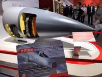 [ẢNH] Tiêm kích JF-17 Thunder Block 3 của Pakistan vượt trội cả Su-30MKI Ấn Độ
