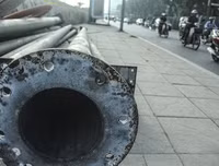 Thi công cầu vượt An Dương - Nghi Tàm, phương tiện đi lại thế nào để không ùn tắc