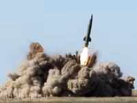 [ẢNH] Syria hướng tên lửa 