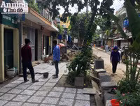 Cận cảnh các sân chơi trẻ em bị người lớn 