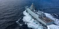 [ẢNH] Lấy chiến hạm cực mạnh Nga diễn tập, Mỹ vừa đùa với lửa tại Syria?