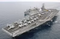 [ẢNH] Tổng thống Trump ngăn chặn loại biên tàu sân bay đang làm Iran lo sợ