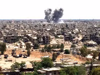 Không quân và pháo binh Syria đẩy lùi IS ở phía nam Damascus