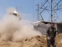 [ẢNH] Tình thế cấp bách, Syria huy động 'rồng lửa đa đầu' UR-77 để hủy diệt IS tại thủ đô Damascus