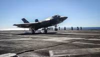 [ẢNH] F-35C chính thức vận hành trên siêu tàu sân bay Mỹ, đối thủ nín thở lo sợ