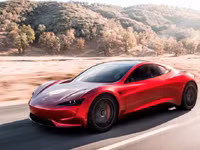 Tesla ra mắt dòng xe tải chạy điện lớn nhất thế giới