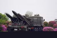 [ẢNH] Thổ Nhĩ Kỳ kéo tên lửa phòng không Mỹ vào Bắc Syria đối phó Nga?