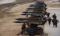 [ẢNH] Thổ Nhĩ Kỳ kéo tên lửa phòng không Mỹ vào Bắc Syria đối phó Nga?