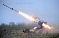 Kích thước siêu khủng nhưng vì sao tầm bắn của đạn nhiệt áp TOS-1A chỉ được vài km?