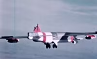 Kỳ tích: B-52 rụng đuôi, F-15 mất cánh vẫn trở về an toàn