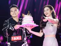 Con trai Tuấn Hưng lên sân khấu hát cùng bố trong liveshow của Khắc Việt
