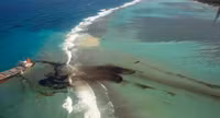 [ẢNH] Tình trạng khẩn cấp ở Mauritius sau sự cố tràn dầu