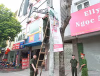 Phường Khương Đình quyết liệt xử lý vi phạm về trật tự đô thị