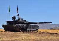 [ẢNH] Vì sao Iran muốn mua loạt vũ khí tối tân của Nga ngoại trừ xe tăng T-90?