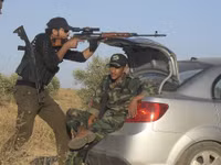 [ẢNH] Tịch thu vũ khí từ khủng bố, Nga, Syria lạnh người trước 