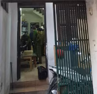 Cận cảnh kho chứa gần 2.000 sản phẩm phụ tùng ô tô nghi giả mạo các nhãn hiệu lớn