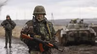 [ẢNH] Nga cảnh báo sẽ cung cấp vũ khí cho Donbass khi Mỹ tăng viện trợ cho Ukraine