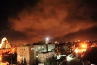 Nga án binh bất động, phòng không Syria tự đối đầu gần 100 tên lửa Mỹ