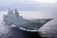 [ẢNH] Siêu tàu đổ bộ tấn công Australia sắp thăm Việt Nam mạnh đến mức nào?