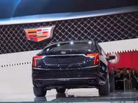 [ẢNH] Chiếc sedan hàng hiệu Cadillac CT6-V luôn 