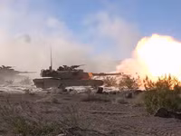 [ẢNH] M1A2 Abrams Mỹ trang bị 