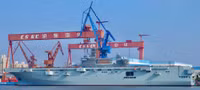 [ẢNH] Tàu đổ bộ Type 075 Trung Quốc vẫn ngổn ngang sau 4 tháng hạ thủy