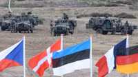 [ẢNH] NATO tuyên bố Nga không phải nguy cơ, khi sức mạnh còn 