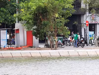 Đá hoa cương thay đổi diện mạo vỉa hè hồ Gươm
