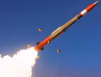[ẢNH] Lo sợ tên lửa Iran, Mỹ triển khai phiên bản Patriot mạnh nhất tới Trung Đông