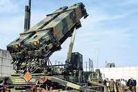 [ẢNH] Lo sợ tên lửa Iran, Mỹ triển khai phiên bản Patriot mạnh nhất tới Trung Đông