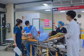 Qua 7 ngày nghỉ Tết, 338 trường hợp cấp cứu do pháo nổ, pháo hoa