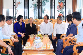 Lãnh đạo thành phố Hà Nội dâng hương tưởng nhớ cố Tổng Bí thư Nguyễn Phú Trọng
