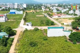 Ô nhiễm và thiếu nước sạch tại khu tái định cư ở Hòa Lạc, Chủ tịch Hà Nội yêu cầu kiểm tra