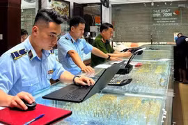 Chủ tịch Hà Nội yêu cầu kiểm tra chuyên đề ít nhất 2 cơ sở sản xuất, kinh doanh vàng bạc trước 15-11