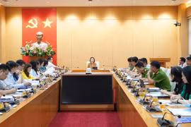 Ban Pháp chế Hội đồng nhân dân TP Hà Nội thẩm tra dự thảo Nghị quyết hỗ trợ một số lực lượng thuộc Công an Thành phố