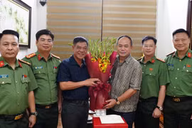 Trung tướng Nguyễn Thanh Tùng thăm, tri ân các đồng chí nguyên lãnh đạo Công an Thành phố Hà Nội